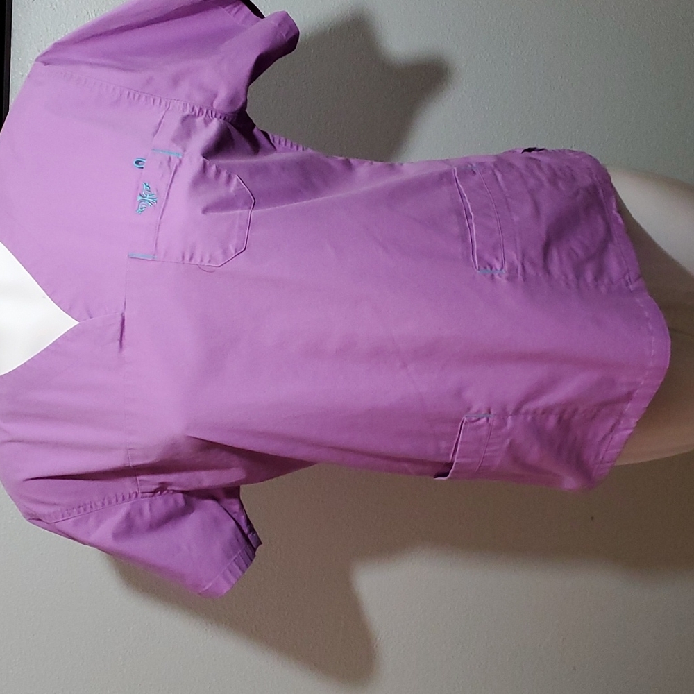 Lavender /Aqua Trim 3-Pocket SSleeve V-Neck Scrub Tunic - Sz M